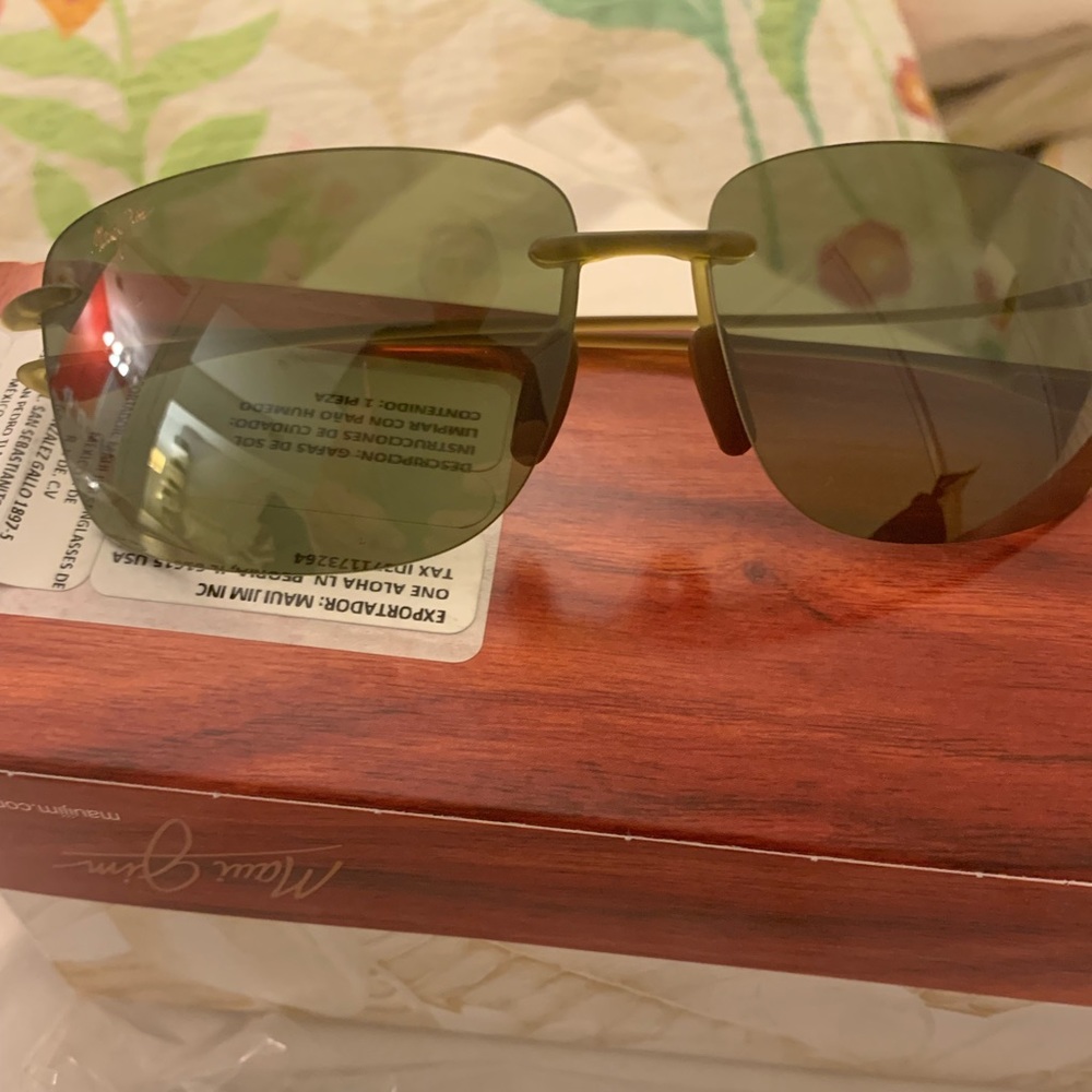 Maui Jim sunsglasses